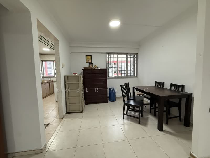 617 Hougang Avenue 8, 617 Hougang Avenue 8, 3 Bedrooms, 884 sqft, HDB Flat For Rent, by Amber Wang, 500118226 - Dining Room - PropertyGuru.com.sg