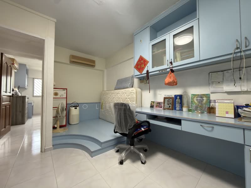 646 Yishun Street 61, 646 Yishun Street 61, 3 Bedrooms, 904 sqft, HDB Flat For Sale, by Nicole Wu 吴佩瑾, 500118232 - Study - PropertyGuru.com.sg