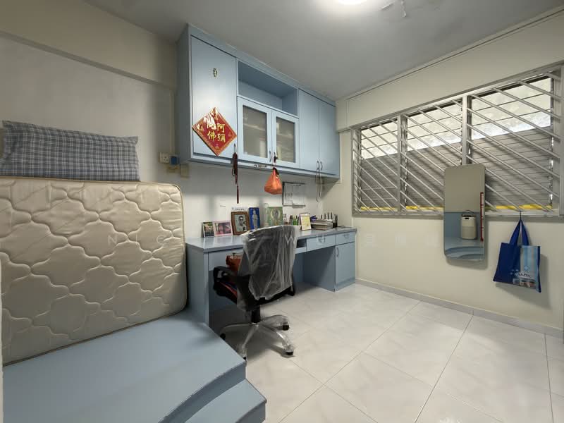 646 Yishun Street 61, 646 Yishun Street 61, 3 Bedrooms, 904 sqft, HDB Flat For Sale, by Nicole Wu 吴佩瑾, 500118232 - Study - PropertyGuru.com.sg