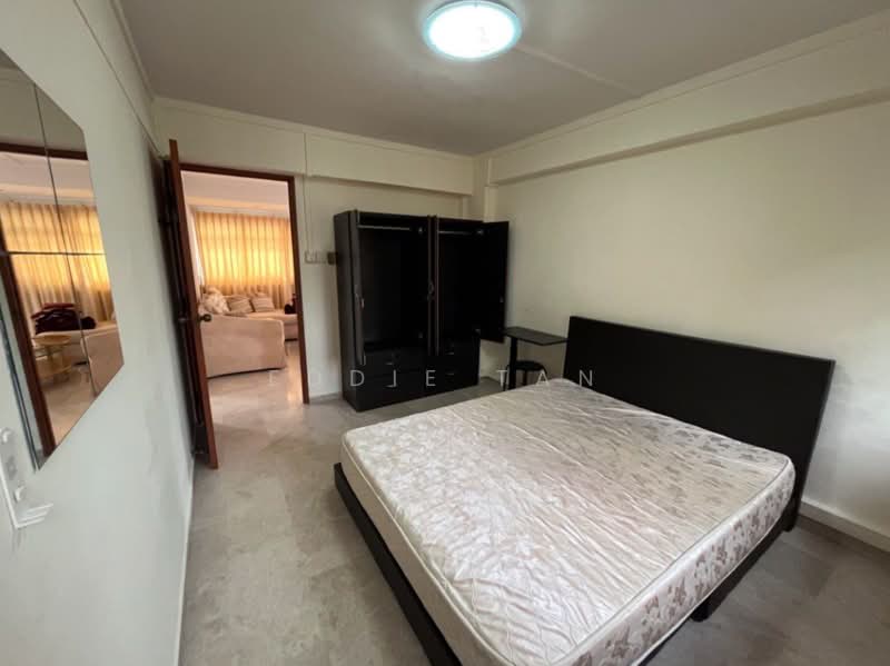 6 Farrer Road, 6 Farrer Road, 3 Bedrooms, 980 sqft, HDB Flat For Rent, by Eddie Tan, 500118238 - Bedroom 1 - PropertyGuru.com.sg