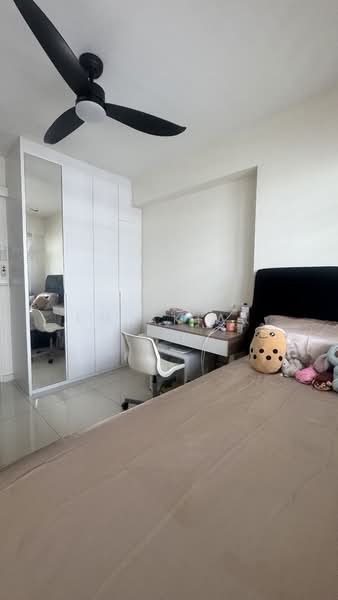 672D Edgefield Plains, 672D Edgefield Plains, 3 Bedrooms, 968 sqft, HDB Flat For Sale, by Em Akiak, 500118250 - Bedroom - PropertyGuru.com.sg