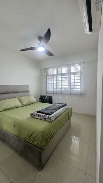 672D Edgefield Plains, 672D Edgefield Plains, 3 Bedrooms, 968 sqft, HDB Flat For Sale, by Em Akiak, 500118250 - Bedroom - PropertyGuru.com.sg