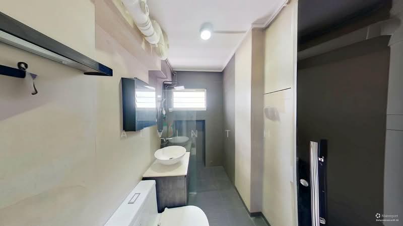 104A Ang Mo Kio Street 11, 104A Ang Mo Kio Street 11, 4 Bedrooms, 1,528 sqft, HDB Flat For Sale, by Alvin Toh, 500118251 - Bathroom - PropertyGuru.com.sg