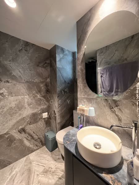 Chateau Le Fame, 51 Ewe Boon Road, 3 Bedrooms, 2,088 sqft, Apartment For Sale, by Tracey Chia, 500118271 - Ensuite Bathroom  - PropertyGuru.com.sg