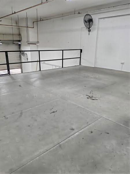 North Spring Bizhub, 11 Yishun industrial Street 1, Sembawang / Yishun, 1,539 sqft, Light Industrial (B1) For Rent, by Auston Ang, 500118283 - Interior - CommercialGuru.com.sg