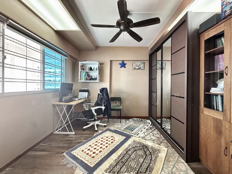 558 Jurong West Street 42, 558 Jurong West Street 42, 4 Bedrooms, 1,615 sqft, HDB Flat For Sale, by Nur Darwisyah Binte Noor Haidi (Wiwi), 500118290 - Study - PropertyGuru.com.sg