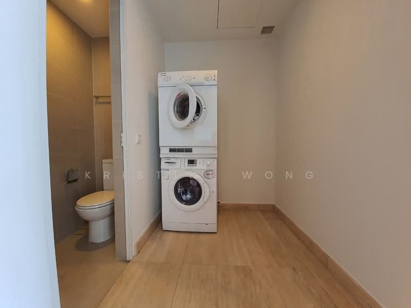 Altez, 16 Enggor Street, 3 Bedrooms, 1,561 sqft, Condominium For Sale, by Kristine Wong, 500118294 - Bathroom - PropertyGuru.com.sg