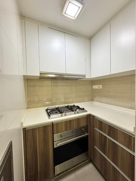 The Glades, 8 Bedok Rise, 3 Bedrooms, 1,066 sqft, Condominium For Sale, by Joanne Ang, 500118299 - Kitchen - PropertyGuru.com.sg
