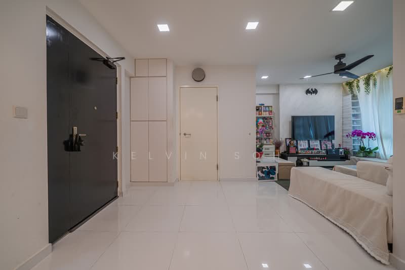 233C Sumang Lane, 233C Sumang Lane, 3 Bedrooms, 1,001 sqft, HDB Flat For Sale, by Kelvin Soh, 500118304 - Living Room - PropertyGuru.com.sg