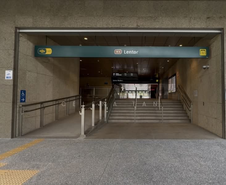 620 Ang Mo Kio Avenue 9, 620 Ang Mo Kio Avenue 9, 3 Bedrooms, 1,302 sqft, HDB Flat For Sale, by Celena Tan, 500118308 - Entrance - PropertyGuru.com.sg