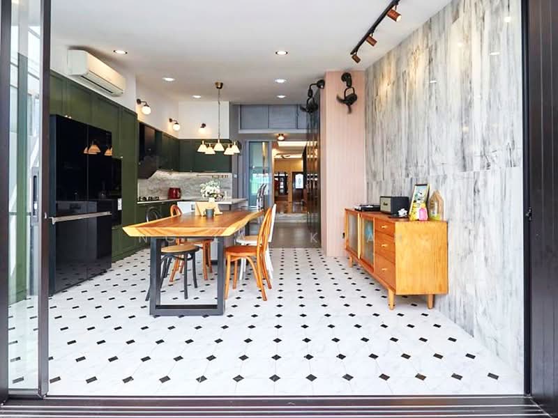 ⭐️D20 - Renovated 2 Storey Freehold Terrace @Thomson Garden ⭐️, Jalan Minggu, Upper Thomson road, 3 Bedrooms, 1,507 sqft, Terraced House For Sale, by Ng Lay Kwan, 500118317 - Kitchen - PropertyGuru.com.sg