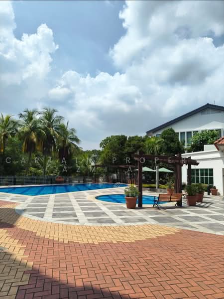 Sandy Palm, 163 Jalan Loyang Besar, Changi Airport / Changi Village, 3 Bedrooms, 1,248 sqft, Condominium For Sale, by Captain Property Azmi Ali, 500118334 - Exterior - PropertyGuru.com.sg