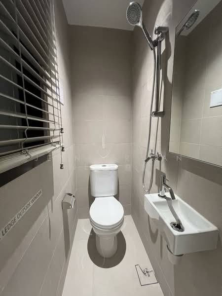 ⭐️Freehold at 99yrs price, 3-mins MRT, Southern Waterfront Transformation, , 3 Bedrooms, 1,076 sqft, Condominium For Sale, by Jennifer Tan WL 陈慧莲, 500118345 - Bathroom - PropertyGuru.com.sg