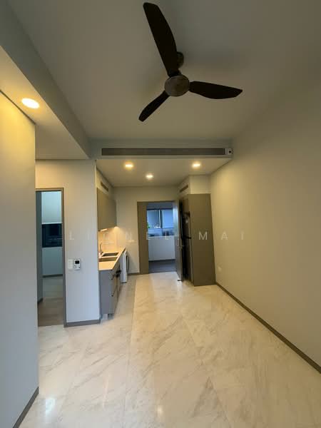 Robin Residences, 7 Robin Drive, 2 Bedrooms, 538 sqft, Condominium For Rent, by Lionel Mai, 500118346 - Kitchen - PropertyGuru.com.sg