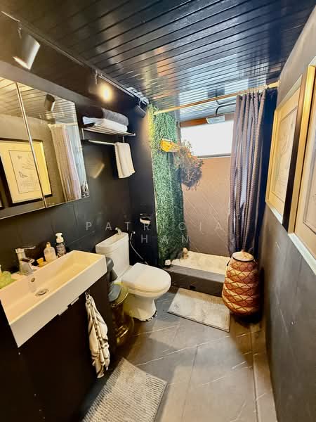 Laguna Park, 5000A Marine Parade Road, 2 Bedrooms, 1,615 sqft, Apartment For Rent, by Patricia Chan, 500118349 - Bathroom - PropertyGuru.com.sg