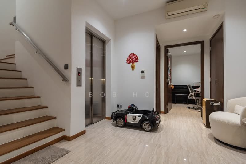 Infinium, 23 Richards Avenue, 6 Bedrooms, 5,134 sqft, Cluster House For Sale, by Bob Ho, 500118357 - Entrance - PropertyGuru.com.sg