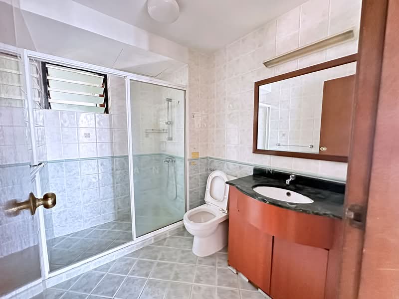Chestervale, 37 Bangkit Road, 3 Bedrooms, 1,410 sqft, Condominium For Sale, by Daniel Lin, 500118367 - Bathroom - PropertyGuru.com.sg