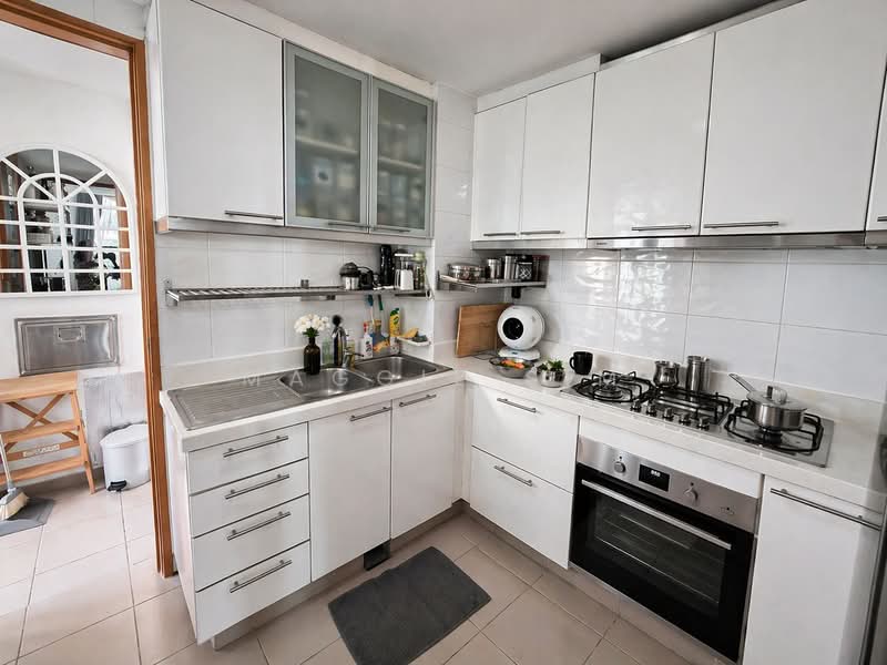 Caribbean at Keppel Bay, 32 Keppel Bay Drive, 3 Bedrooms, 1,227 sqft, Condominium For Rent, by Maggie Sim, 500118369 - Kitchen - PropertyGuru.com.sg