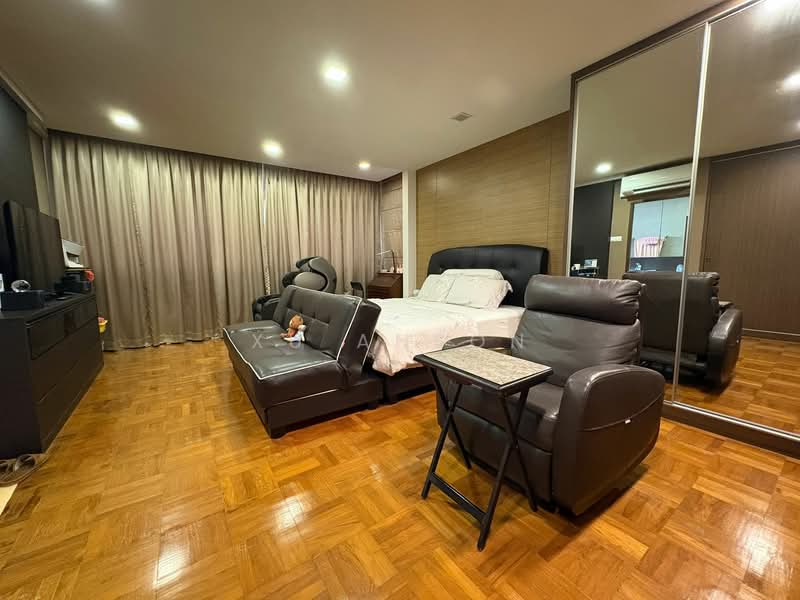 KEMBANGAN ESTATE, , 7 Bedrooms, 3,809 sqft, Corner Terrace For Sale, by XU ANSON, 500118372 - Bedroom - PropertyGuru.com.sg