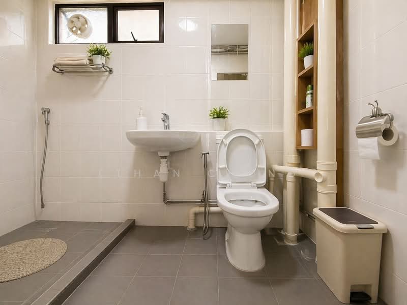 122 Bukit Batok Central, 122 Bukit Batok Central, 4 Bedrooms, 1,560 sqft, HDB Flat For Sale, by Ethan Chong, 500118376 - Bathroom - PropertyGuru.com.sg