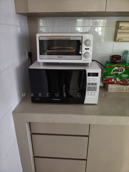 18D Holland Drive, 18D Holland Drive, Room Rental, 150 sqft, HDB Flat For Rent, by Marcus Chai, 500118379 - PropertyGuru.com.sg