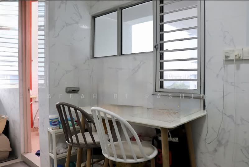 605 Bedok Reservoir Road, 605 Bedok Reservoir Road, 3 Bedrooms, 1,302 sqft, HDB Flat For Sale, by Rafeah Bt Rashid, 500118384 - Dining Room - PropertyGuru.com.sg