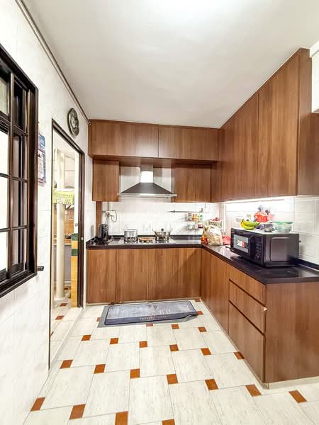 225B Compassvale Walk, 225B Compassvale Walk, 4 Bedrooms, 1,313 sqft, HDB Flat For Sale, by Samuel Prakash S/O Joseph Asirvatham, 500118385 - Kitchen - PropertyGuru.com.sg