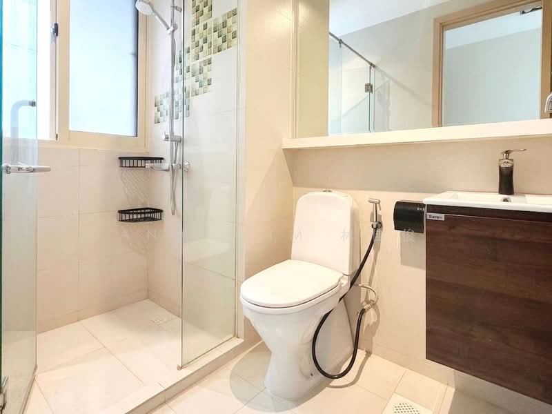 The Estiva, 313 Pasir Panjang Road, 3 Bedrooms, 1,733 sqft, Apartment For Sale, by Andy Lim 林佳俊, 500118392 - Bathroom - PropertyGuru.com.sg