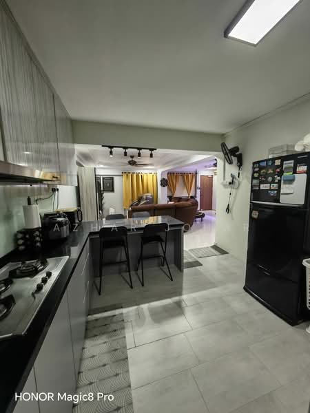 552 Choa Chu Kang Street 52, 552 Choa Chu Kang Street 52, 3 Bedrooms, 1,130 sqft, HDB Flat For Sale, by Azhar Johar, 500118409 - Kitchen - PropertyGuru.com.sg