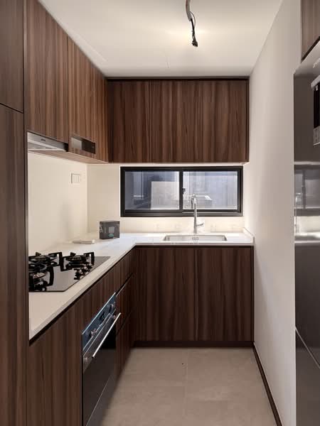 Lentor Modern, 3 Lentor Central, 3 Bedrooms, 990 sqft, Condominium For Sale, by Catherine Palma, 500118414 - Kitchen - PropertyGuru.com.sg