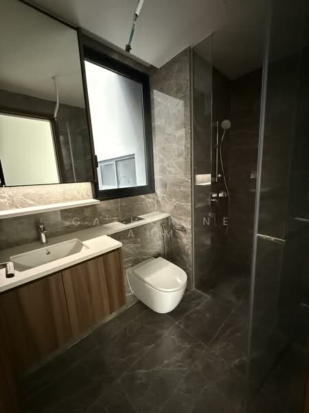 Lentor Modern, 3 Lentor Central, 3 Bedrooms, 990 sqft, Condominium For Sale, by Catherine Palma, 500118414 - Bathroom - PropertyGuru.com.sg