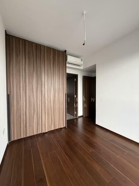 Lentor Modern, 3 Lentor Central, 3 Bedrooms, 990 sqft, Condominium For Sale, by Catherine Palma, 500118414 - Bedroom - PropertyGuru.com.sg