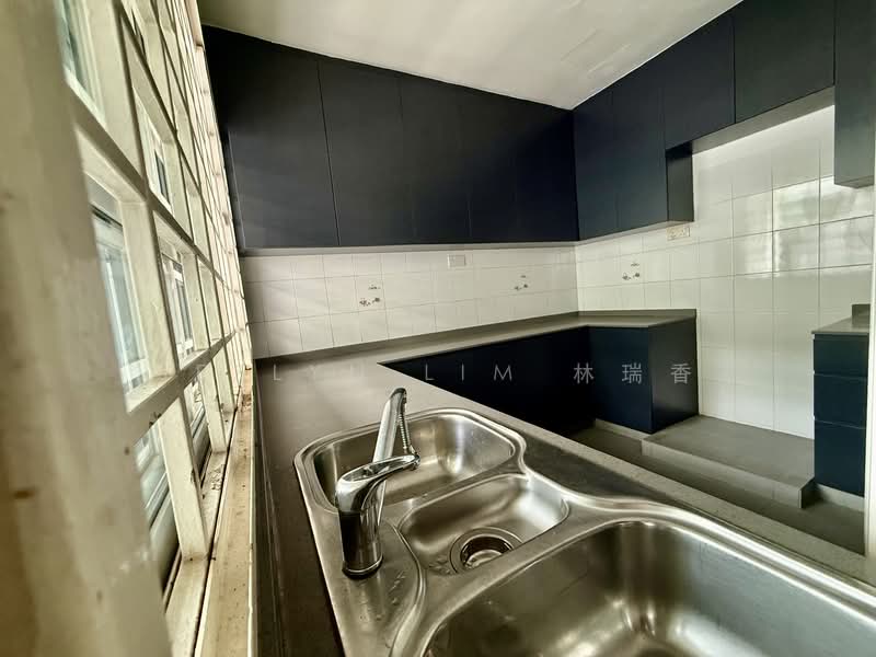 Elite Park Ave Opera Estate Siglap, Elite Park Avenue, 4 Bedrooms, 2,000 sqft, Terraced House For Rent, by Jeslyn Lim 林瑞香, 500118435 - Kitchen - PropertyGuru.com.sg