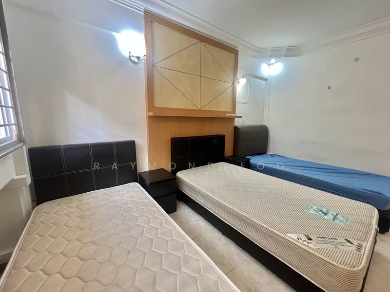 160 Pasir Ris Street 13, 160 Pasir Ris Street 13, 4 Bedrooms, 1,528 sqft, HDB Flat For Sale, by Raymond Foo, 500118445 - Bedroom - PropertyGuru.com.sg