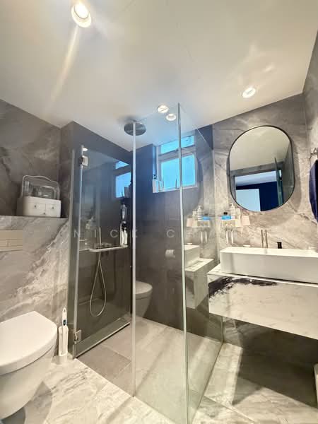 Chateau Le Fame, 51 Ewe Boon Road, 4 Bedrooms, 2,089 sqft, Apartment For Sale, by Nick Chan, 500118451 - Bathroom - PropertyGuru.com.sg