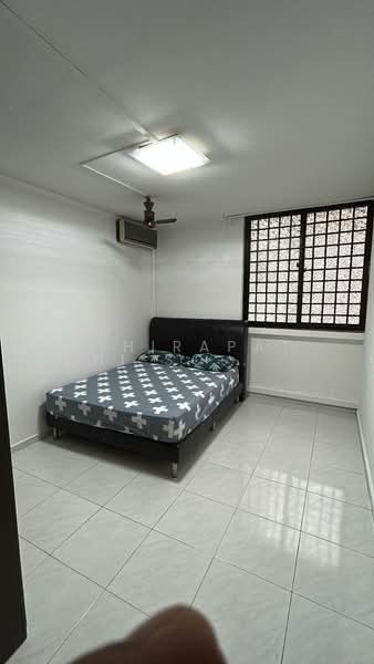 337 Woodlands Avenue 1, 337 Woodlands Avenue 1, 3 Bedrooms, 893 sqft, HDB Flat For Sale, by Uthirapathi Sowmya (Sowmya), 500118465 - Bedroom - PropertyGuru.com.sg