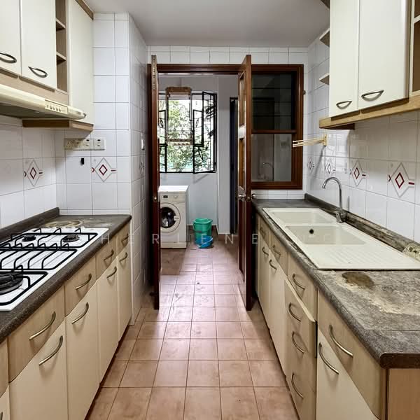 The Florida, 78 Hougang Avenue 7, 3 Bedrooms, 1,227 sqft, Condominium For Sale, by Sherlene Ng, 500118466 - Kitchen - PropertyGuru.com.sg