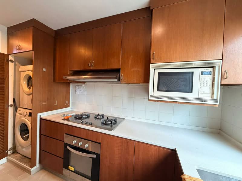 J C Draycott, 34 Draycott Drive, Room Rental, 150 sqft, Apartment For Rent, by Jackson Chia, 500118467 - Kitchen - PropertyGuru.com.sg