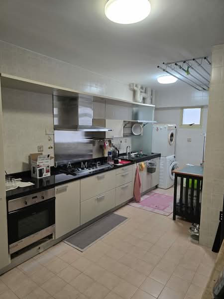 112 Edgefield Plains, 112 Edgefield Plains, 4 Bedrooms, 1,400 sqft, HDB Flat For Rent, by James Lee, 500118474 - Kitchen - PropertyGuru.com.sg