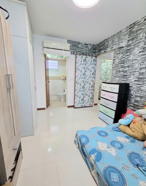 502A Yishun Street 51, 502A Yishun Street 51, 2 Bedrooms, 721 sqft, HDB Flat For Sale, by Melina Yap, 500118483 - Bedroom - PropertyGuru.com.sg