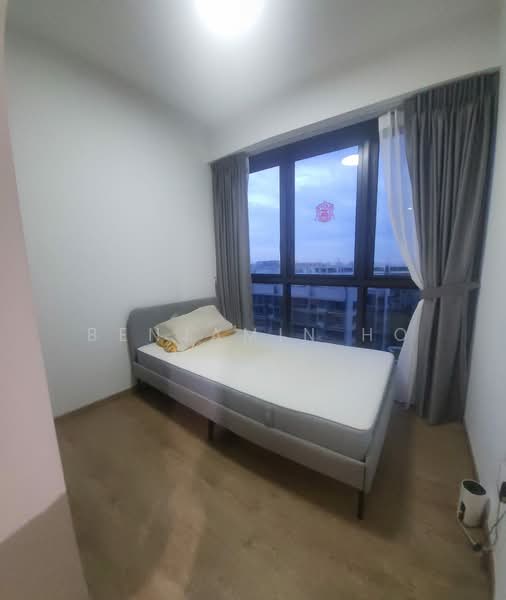 Whistler Grand, 109 West Coast Vale, 2 Bedrooms, 658 sqft, Condominium For Rent, by Benjamin Ho, 500118484 - Bedroom - PropertyGuru.com.sg