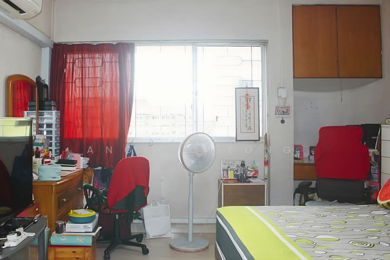 8 Kim Tian Place, 8 Kim Tian Place, 3 Bedrooms, 1,410 sqft, HDB Flat For Sale, by Angie Cheong, 500118487 - Bedroom - PropertyGuru.com.sg