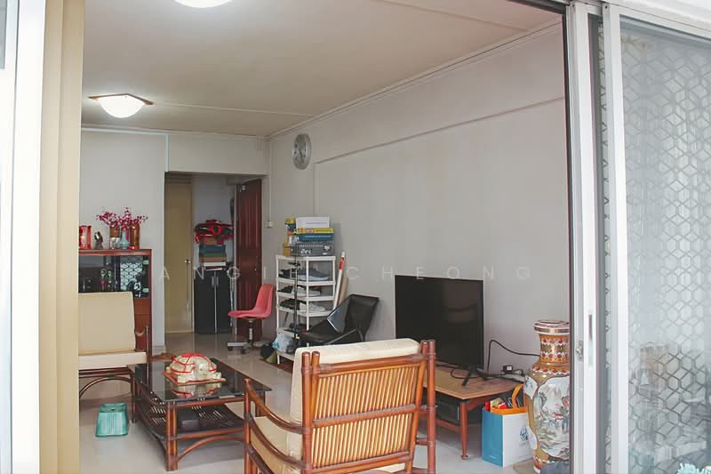8 Kim Tian Place, 8 Kim Tian Place, 3 Bedrooms, 1,410 sqft, HDB Flat For Sale, by Angie Cheong, 500118487 - Living Room - PropertyGuru.com.sg