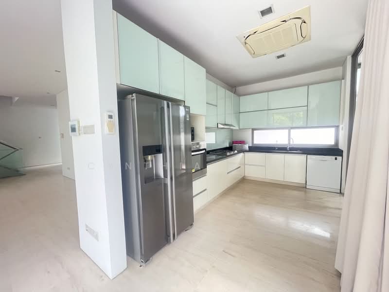 Chancery Lane Bungalow, Chancery Lane, 5 Bedrooms, 5,800 sqft, Bungalow House For Rent, by Cynthia Pang, 500118492 - Kitchen - PropertyGuru.com.sg