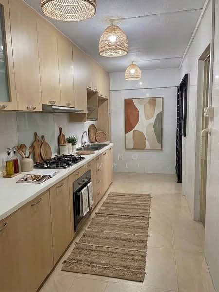 173 Bishan Street 13, 173 Bishan Street 13, 3 Bedrooms, 1,302 sqft, HDB Flat For Sale, by Vmano Tharmalingam, 500118502 - Kitchen - PropertyGuru.com.sg