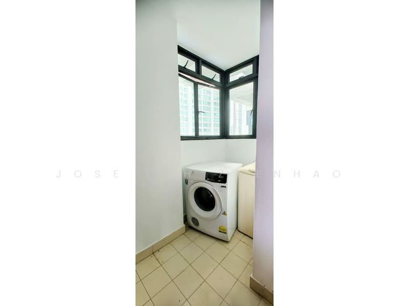 The Spinnaker, 13 Suffolk road, 3 Bedrooms, 1,389 sqft, Apartment For Sale, by Jose Loh Zhenhao, 500118503 - Interior - PropertyGuru.com.sg