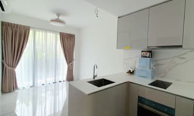 For Sale - Parc Esta