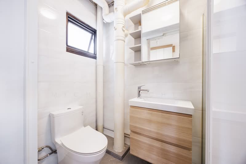 118C Jalan Membina, 118C Jalan Membina, 3 Bedrooms, 1,184 sqft, HDB Flat For Sale, by Michelle Chia, 500118512 - Common Bathroom - PropertyGuru.com.sg