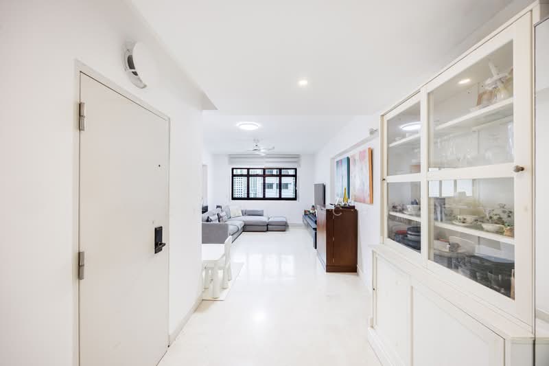 118C Jalan Membina, 118C Jalan Membina, 3 Bedrooms, 1,184 sqft, HDB Flat For Sale, by Michelle Chia, 500118512 - Entrance to Living Room - PropertyGuru.com.sg