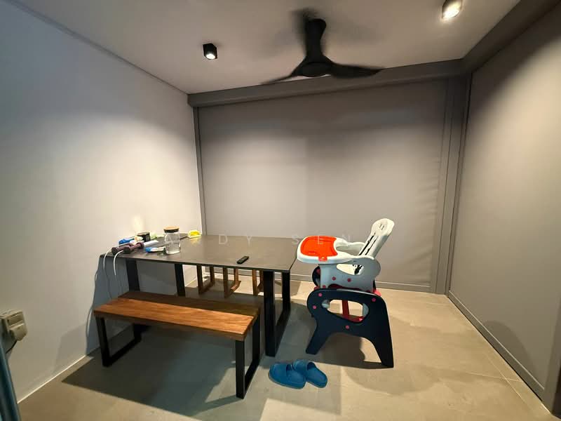 The Minton, 10D Hougang Street 11, 1 Bedroom, 700 sqft, Condominium For Sale, by Andy Seng, 500118516 - Balcony fully enclosed - PropertyGuru.com.sg